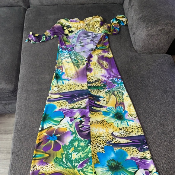 Strapless, low cut out in back, maxi dress - Picture 5 of 5